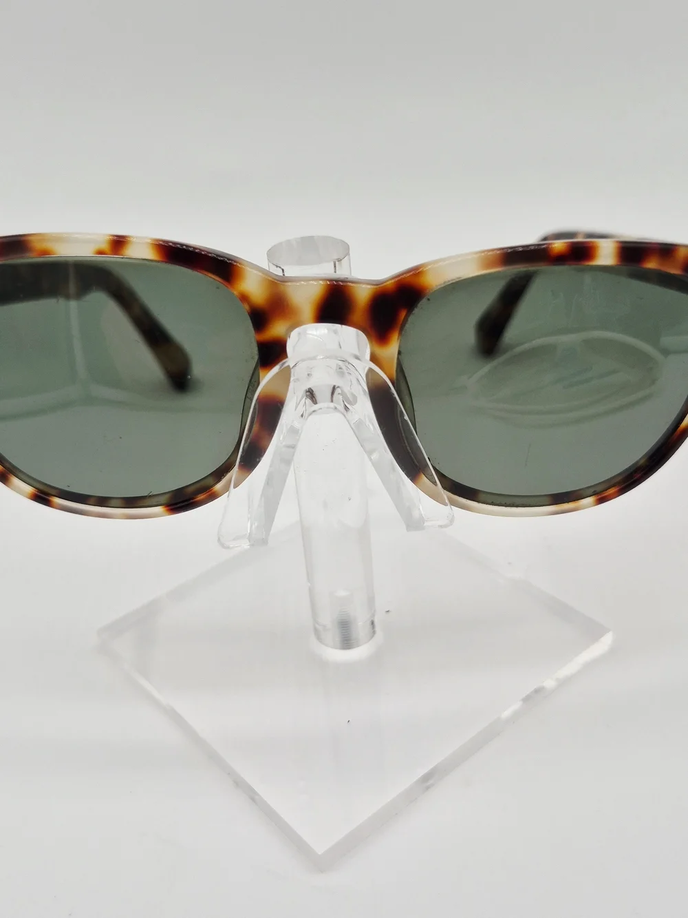 Warby Parker 